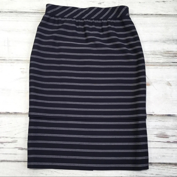 Escada Skirt Pencil Straight Blue White Stripe Layers Wool 40 Size Medium - Picture 1 of 13